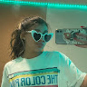 Meet your Posher, Nadia